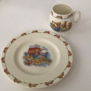 Bunnykins by Royal Doulton England vintage plate and cup excellent condition